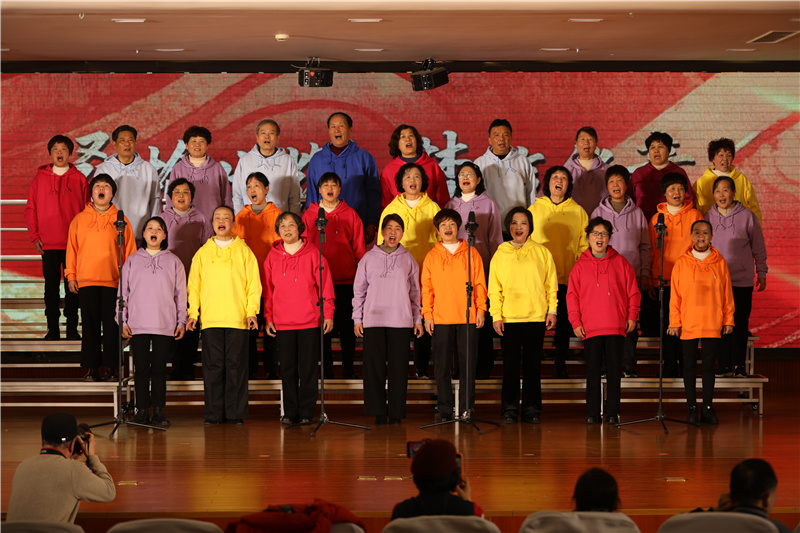 声乐二班《总有美好在路上》.jpg 声乐二班《总有美好在路上》.jpg